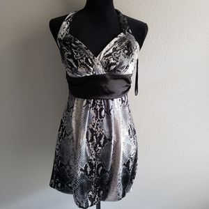 B DARLIN GREY DRESS Size:9/10